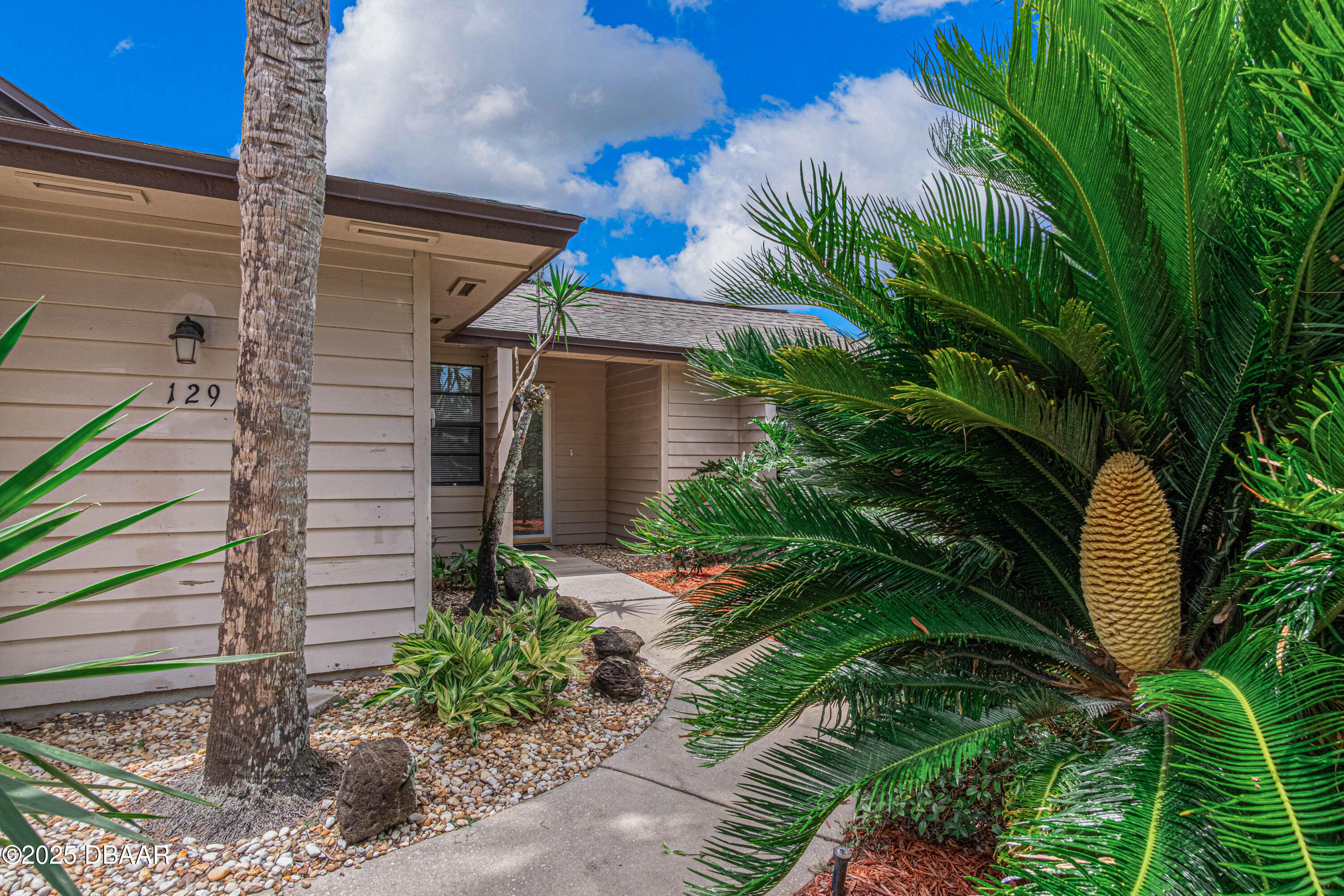 129 Sand Fiddler Court