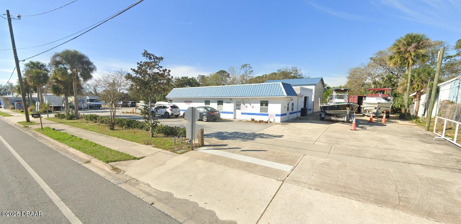 5536 S Ridgewood Avenue