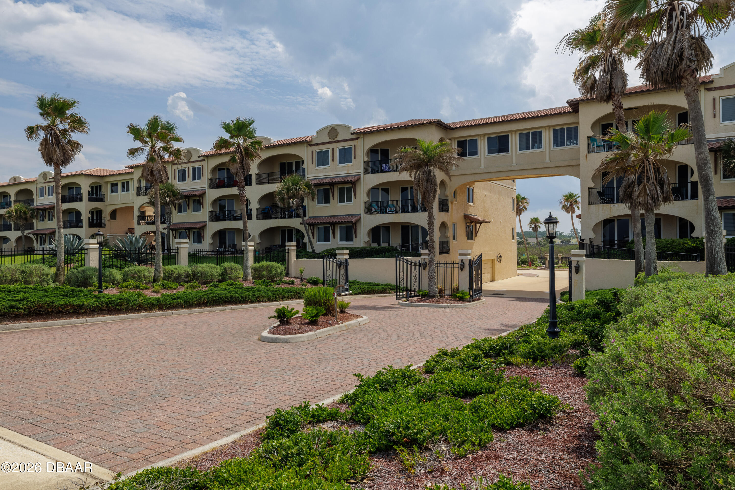2450 N Oceanshore Boulevard