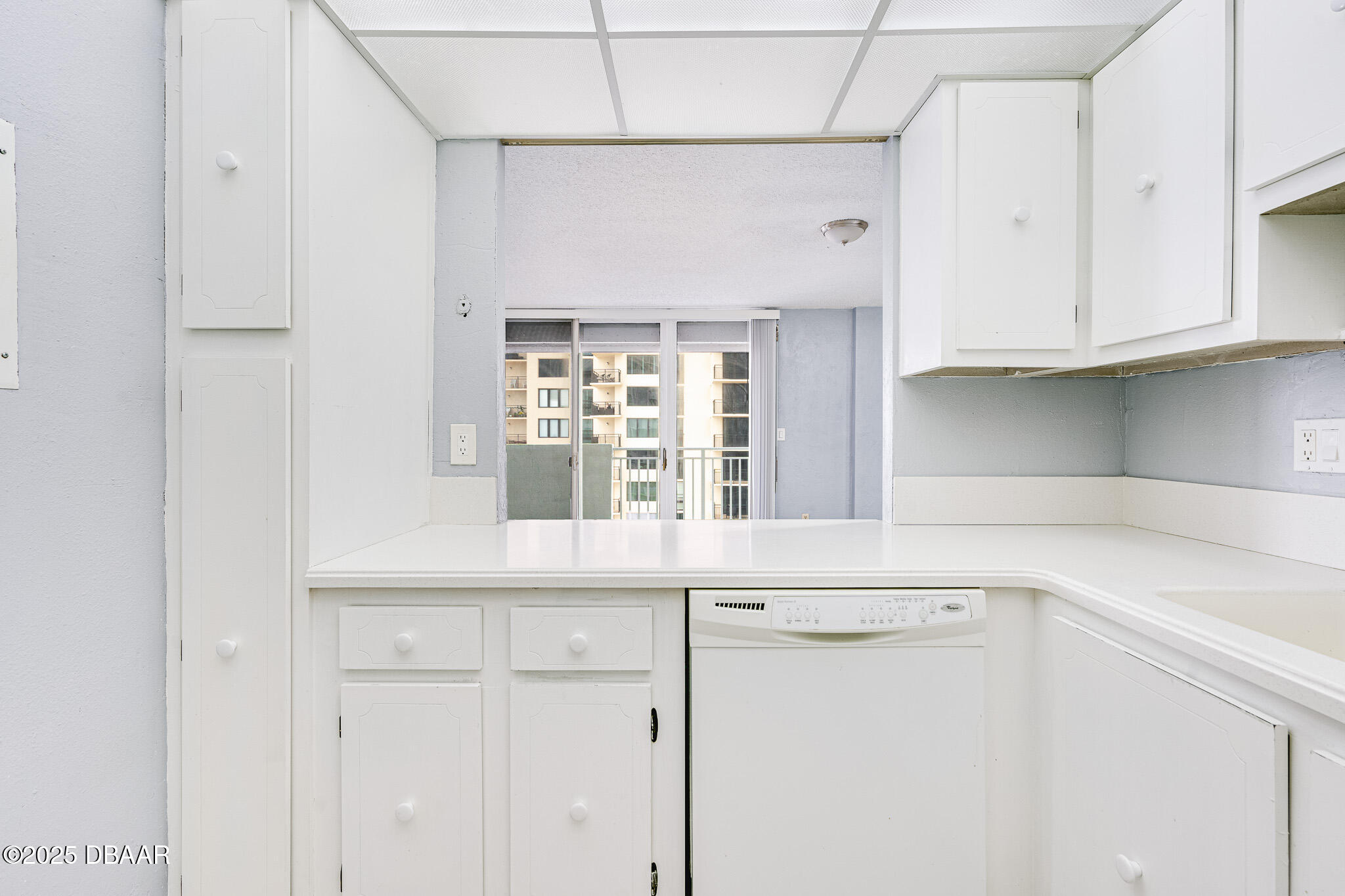 3047 S Atlantic Avenue 1802