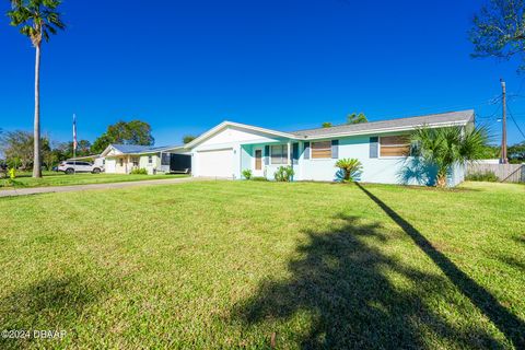 A home in South Daytona