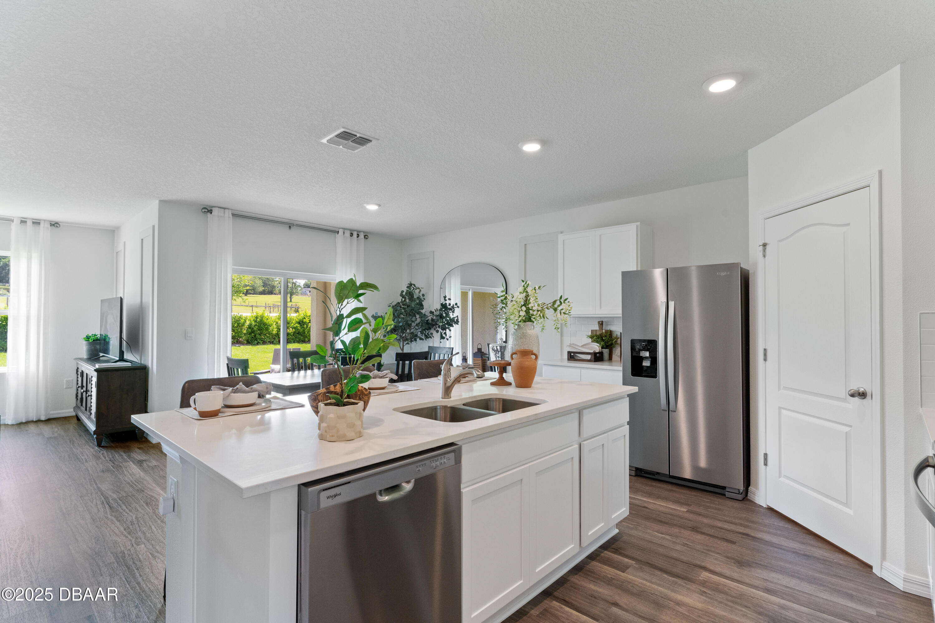 2282 Lake Preserve Circle