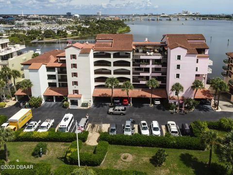 A home in Daytona Beach