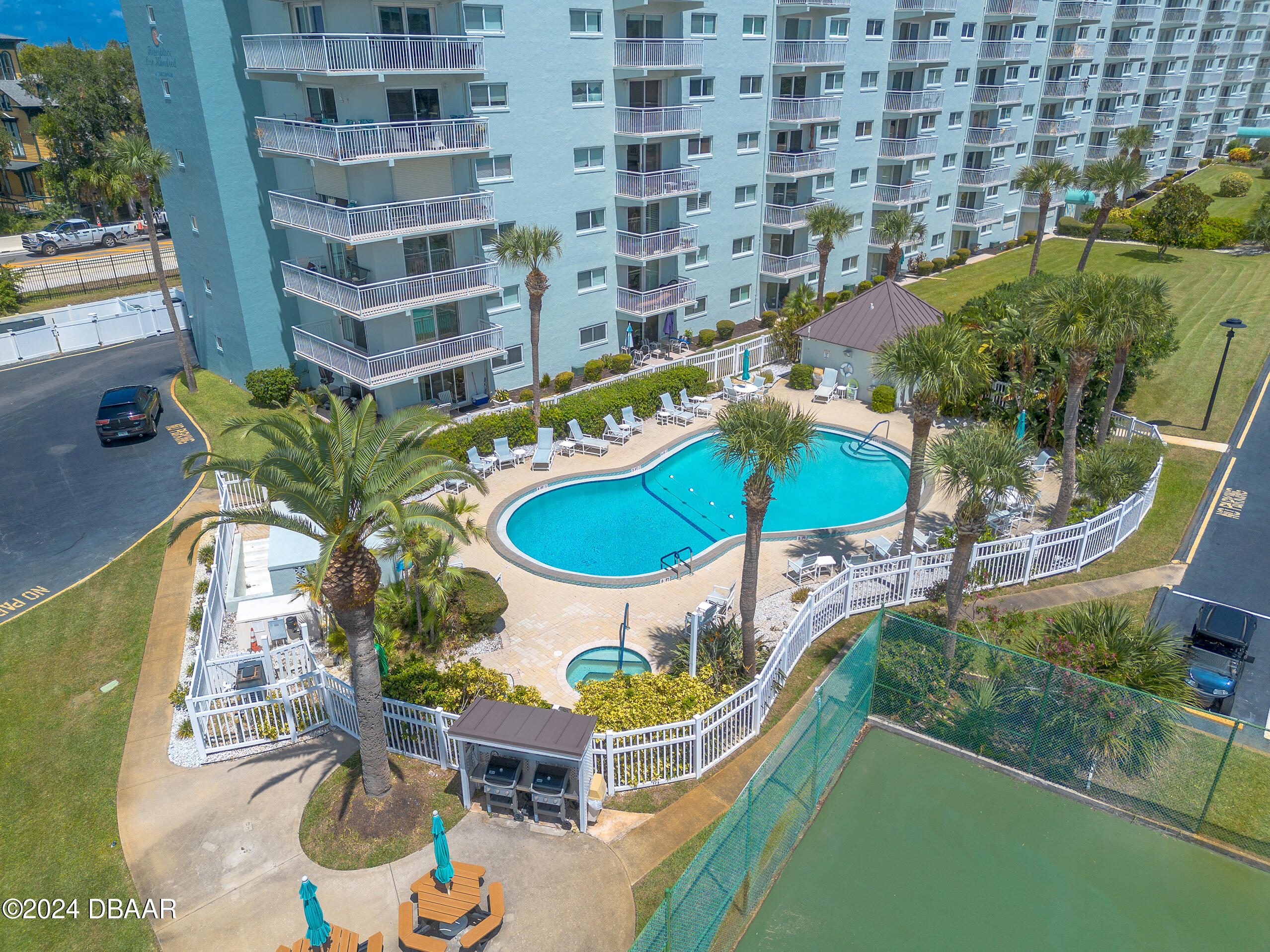 100 Silver Beach Avenue 820