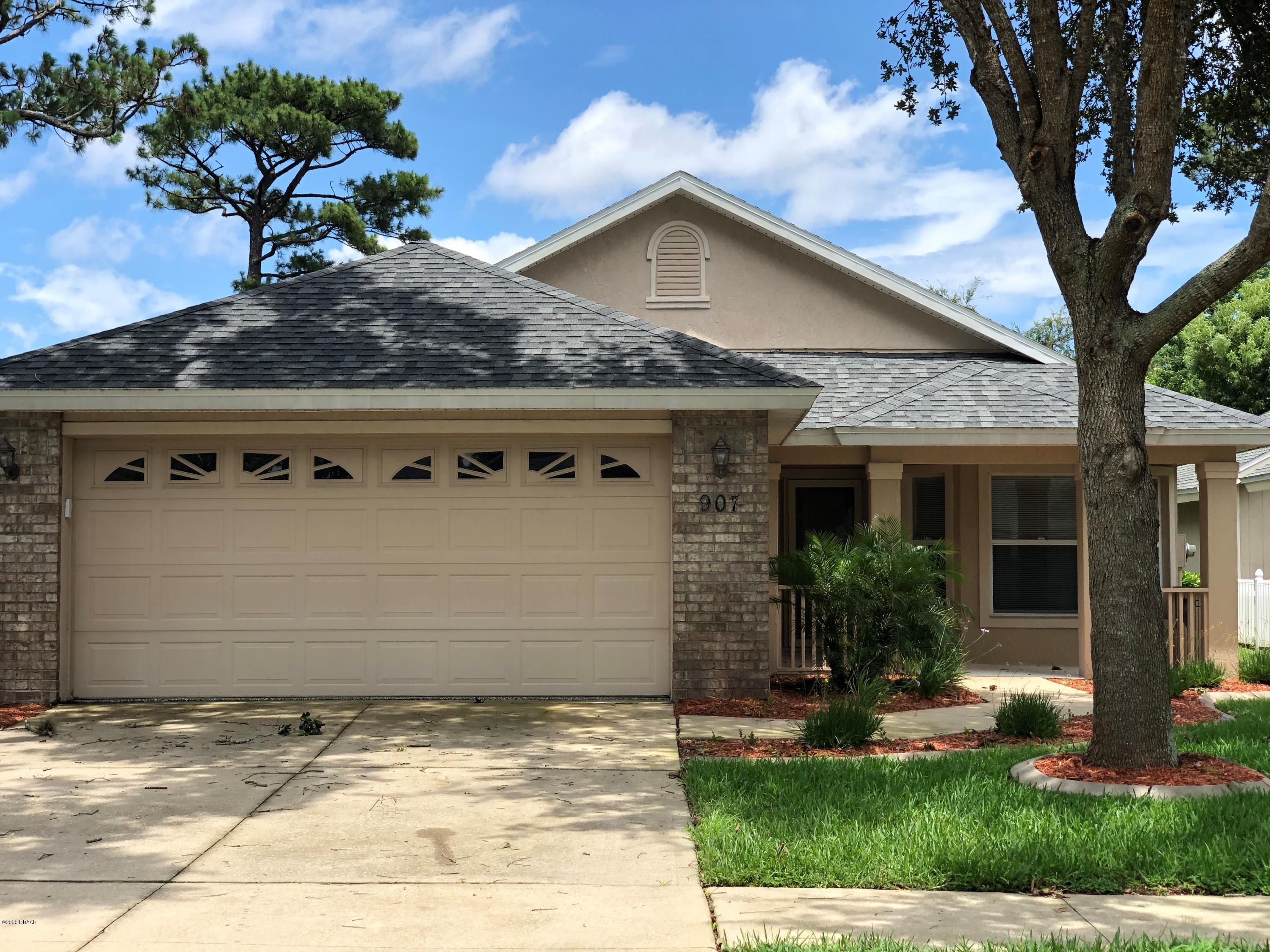 Photo 1 of 17 — 907 Countryside West Boulevard, Port Orange, FL 32127