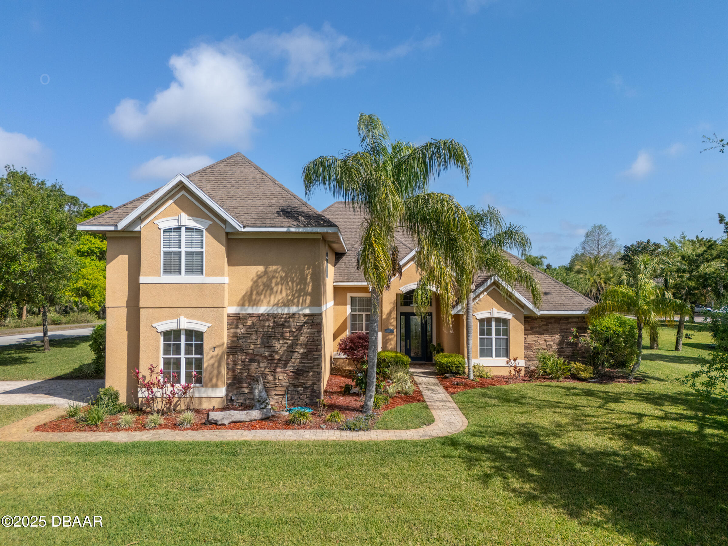 3 Oscelot Court