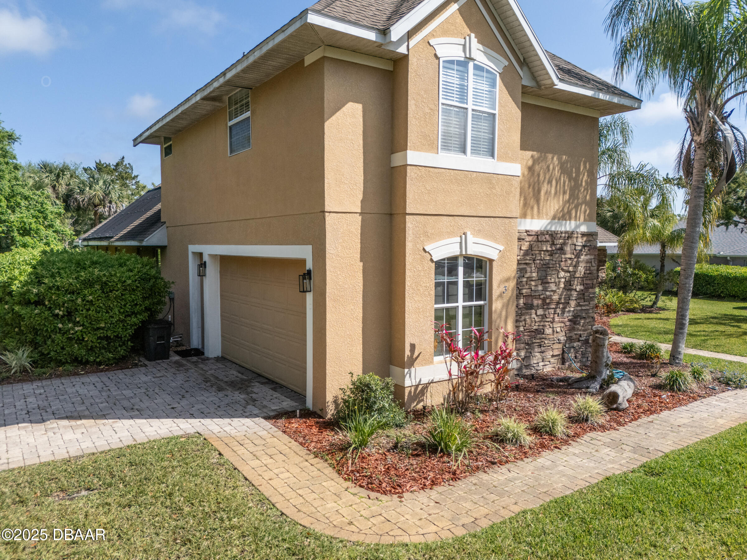 3 Oscelot Court