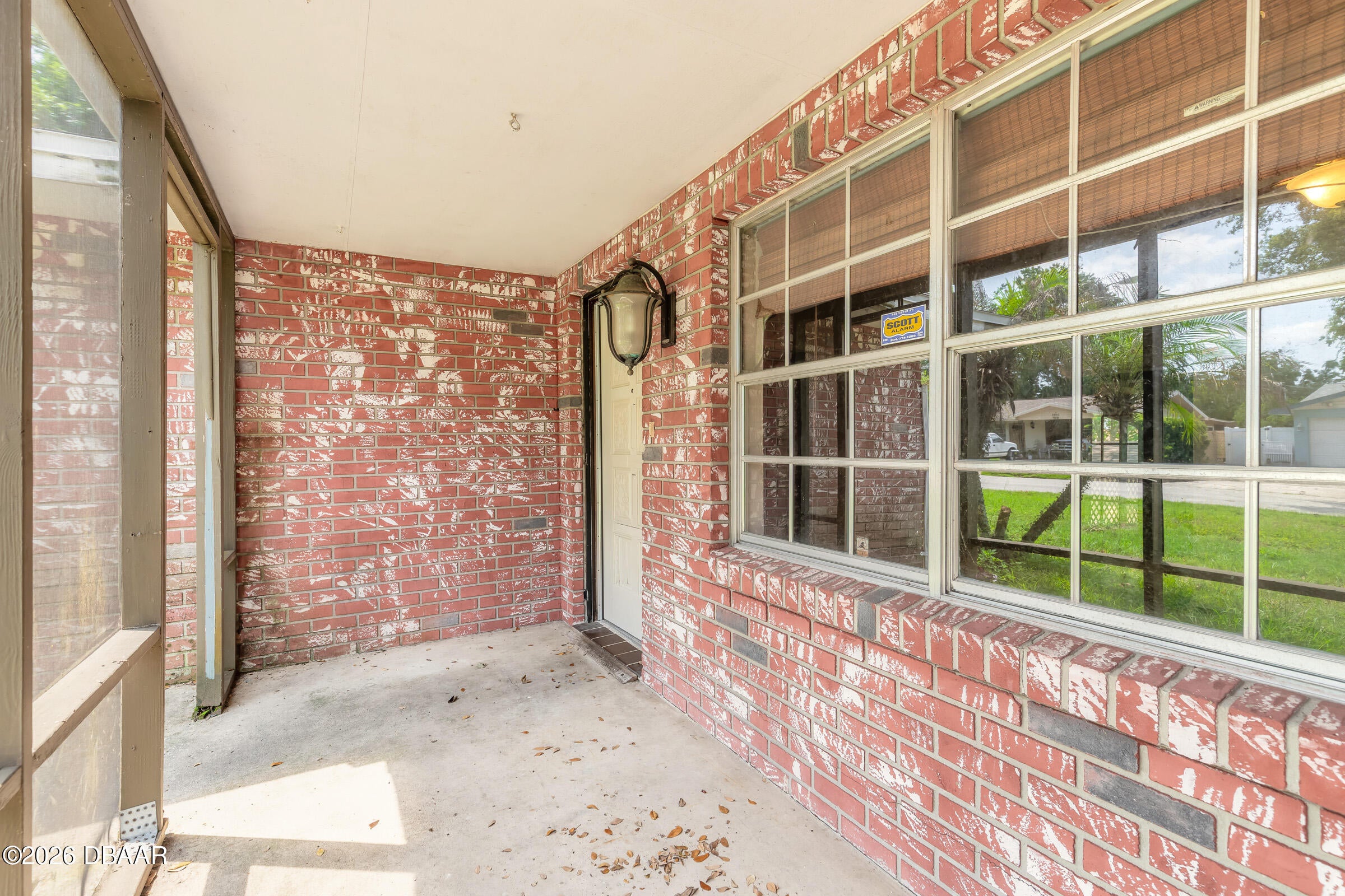 1586 Carmen Avenue