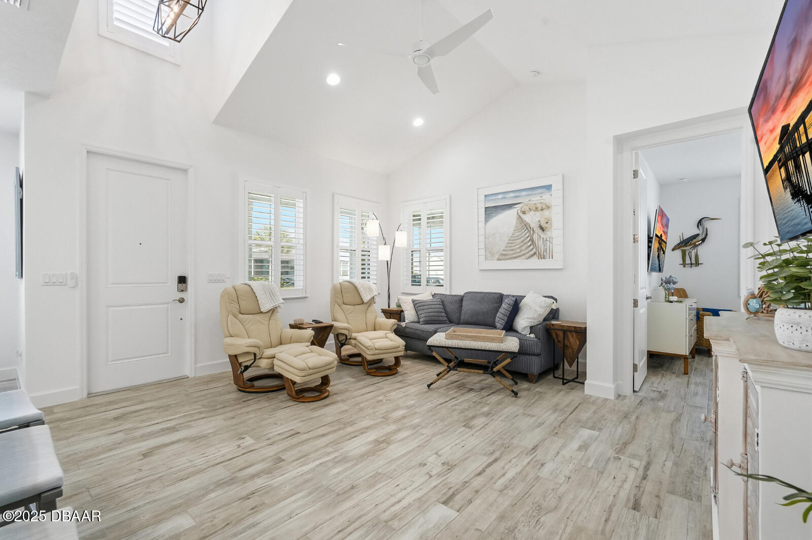 519 High Tide Lane