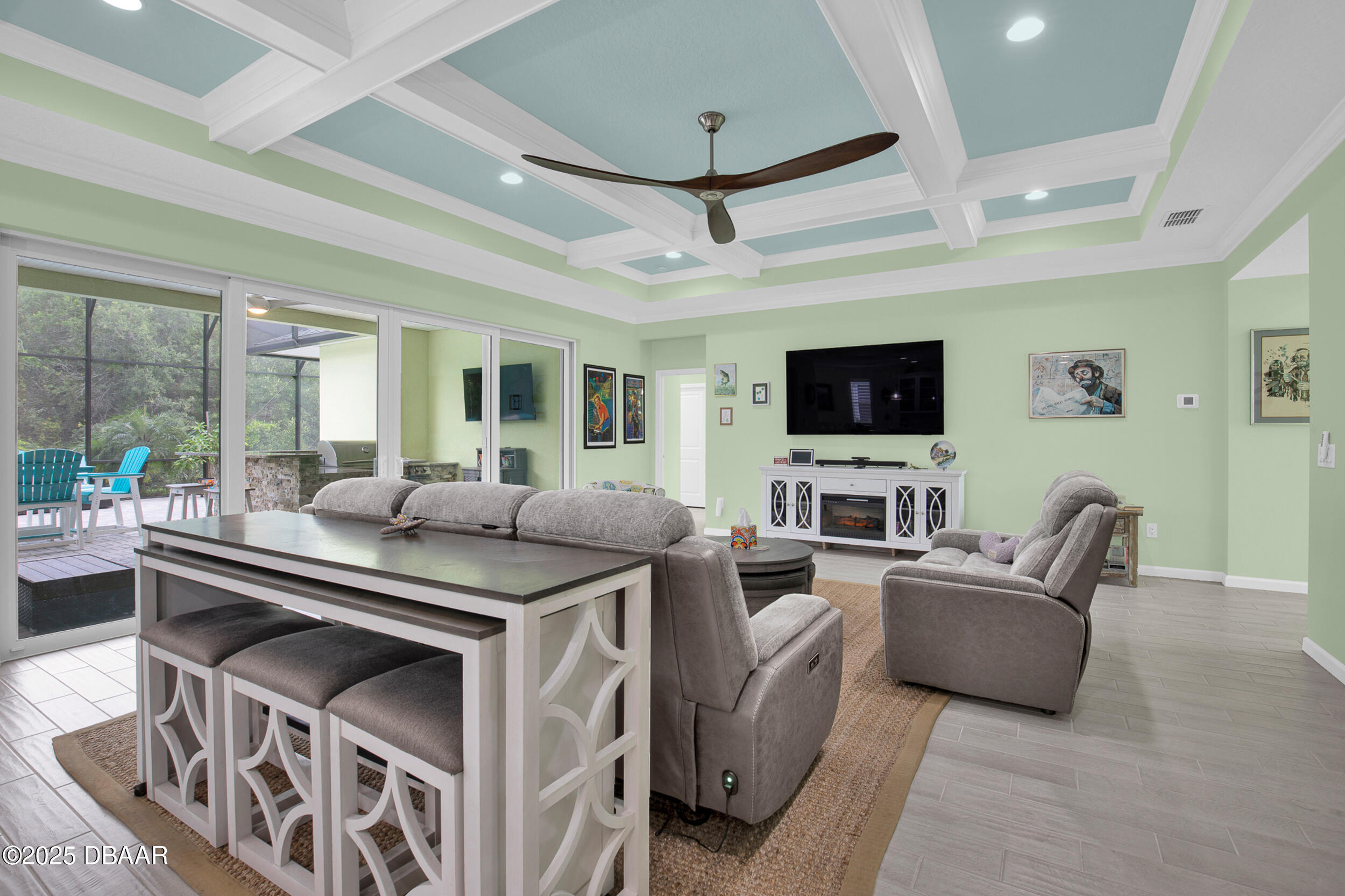 512 Barefoot Life Lane