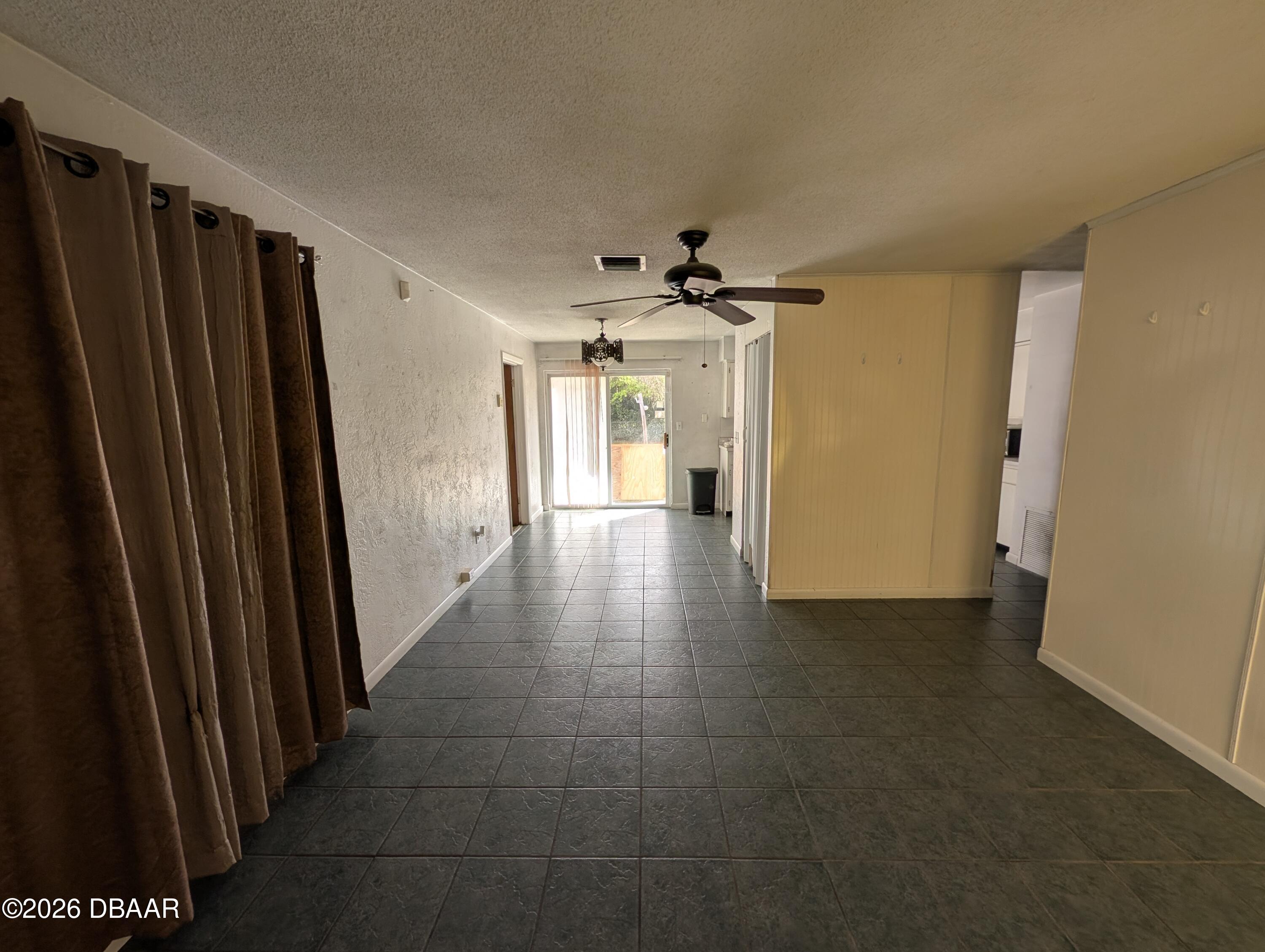 550 Cambridge Circle