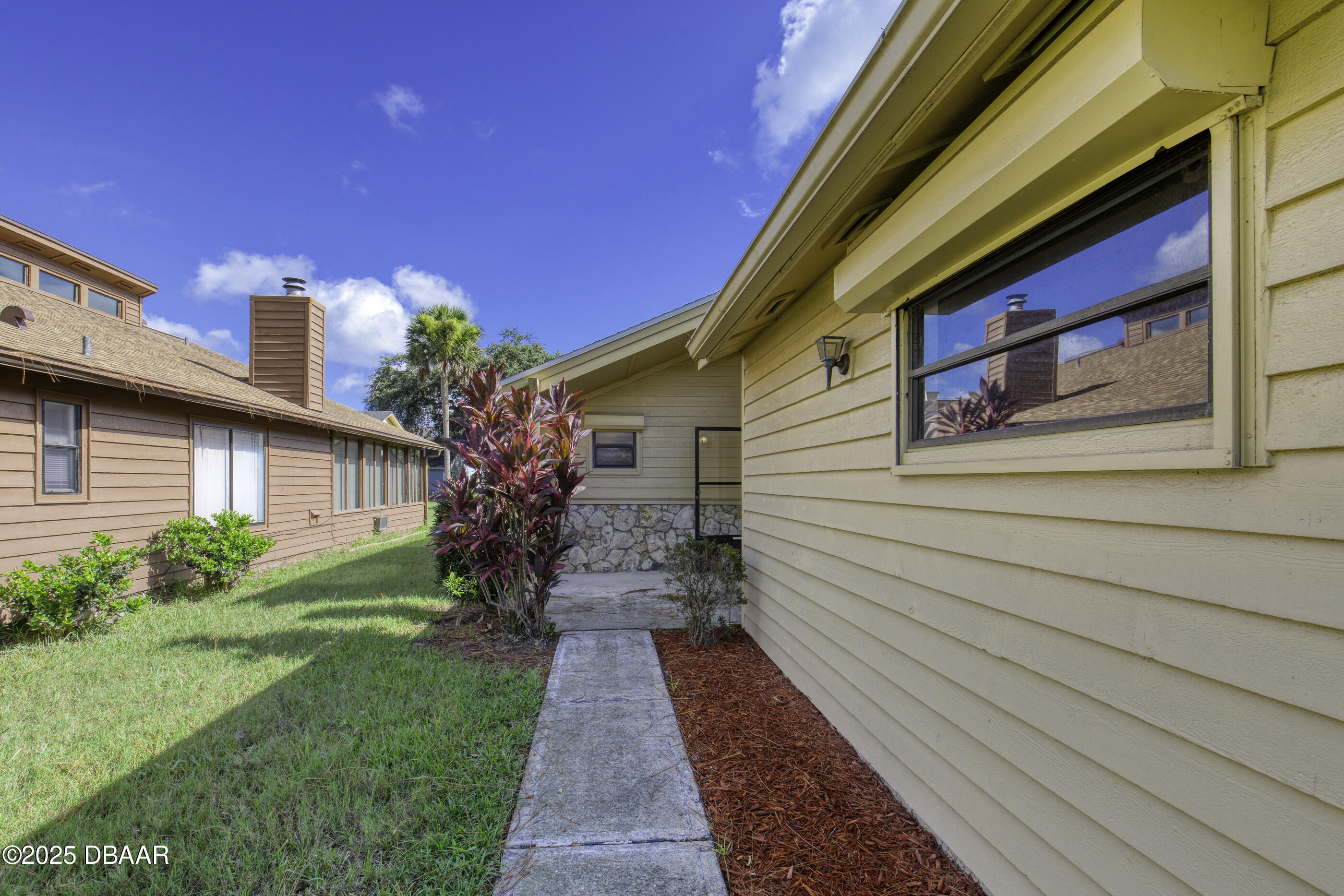 110 Skimmer Way