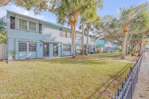 A home in New Smyrna Beach