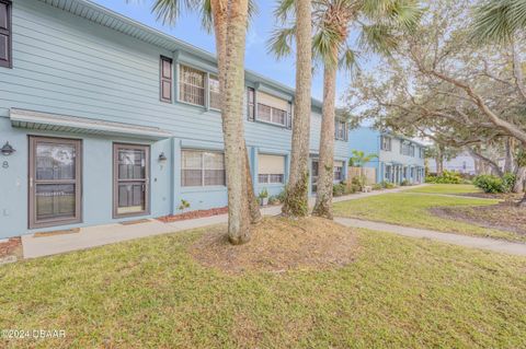 A home in New Smyrna Beach