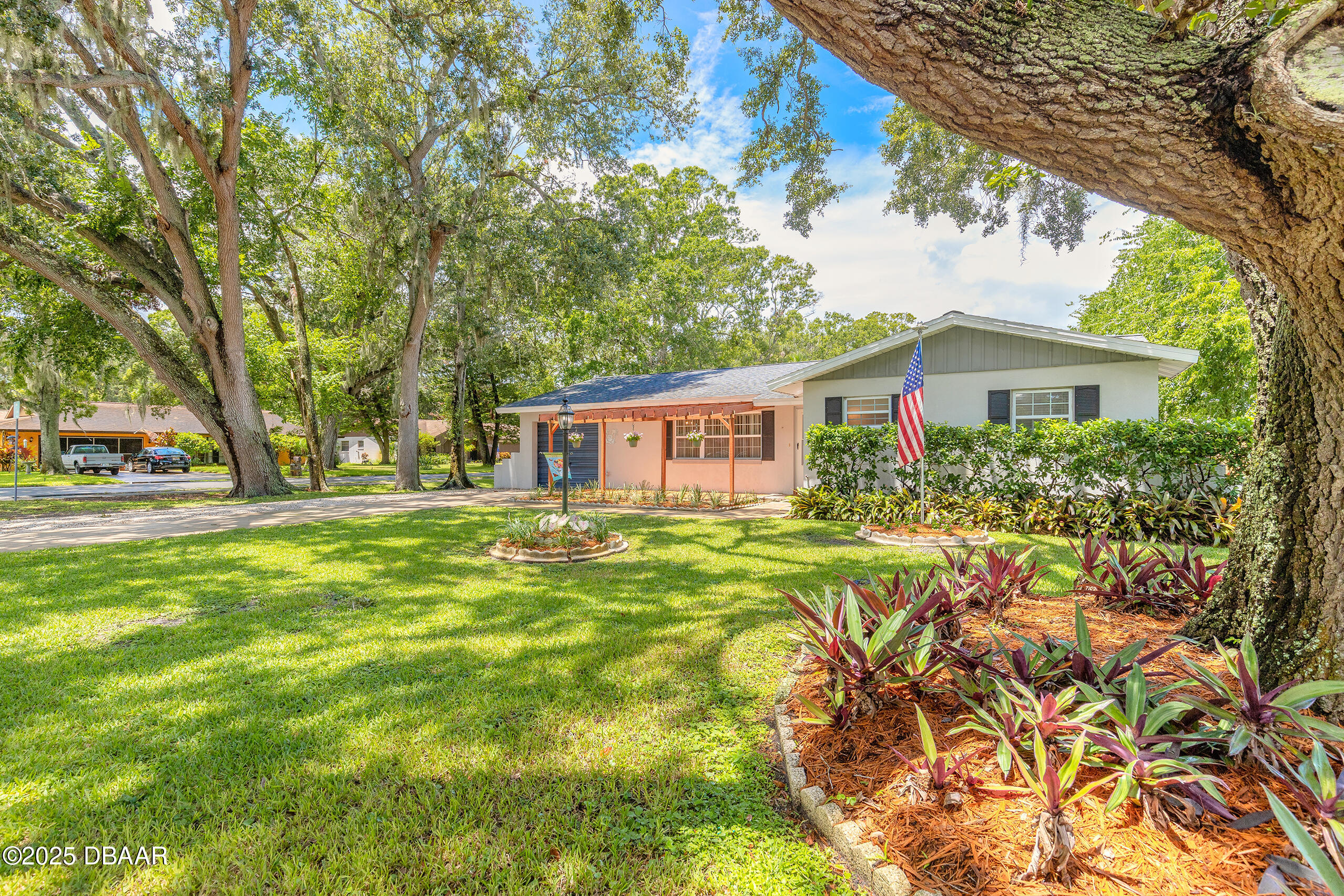 62 Broadmoor Circle