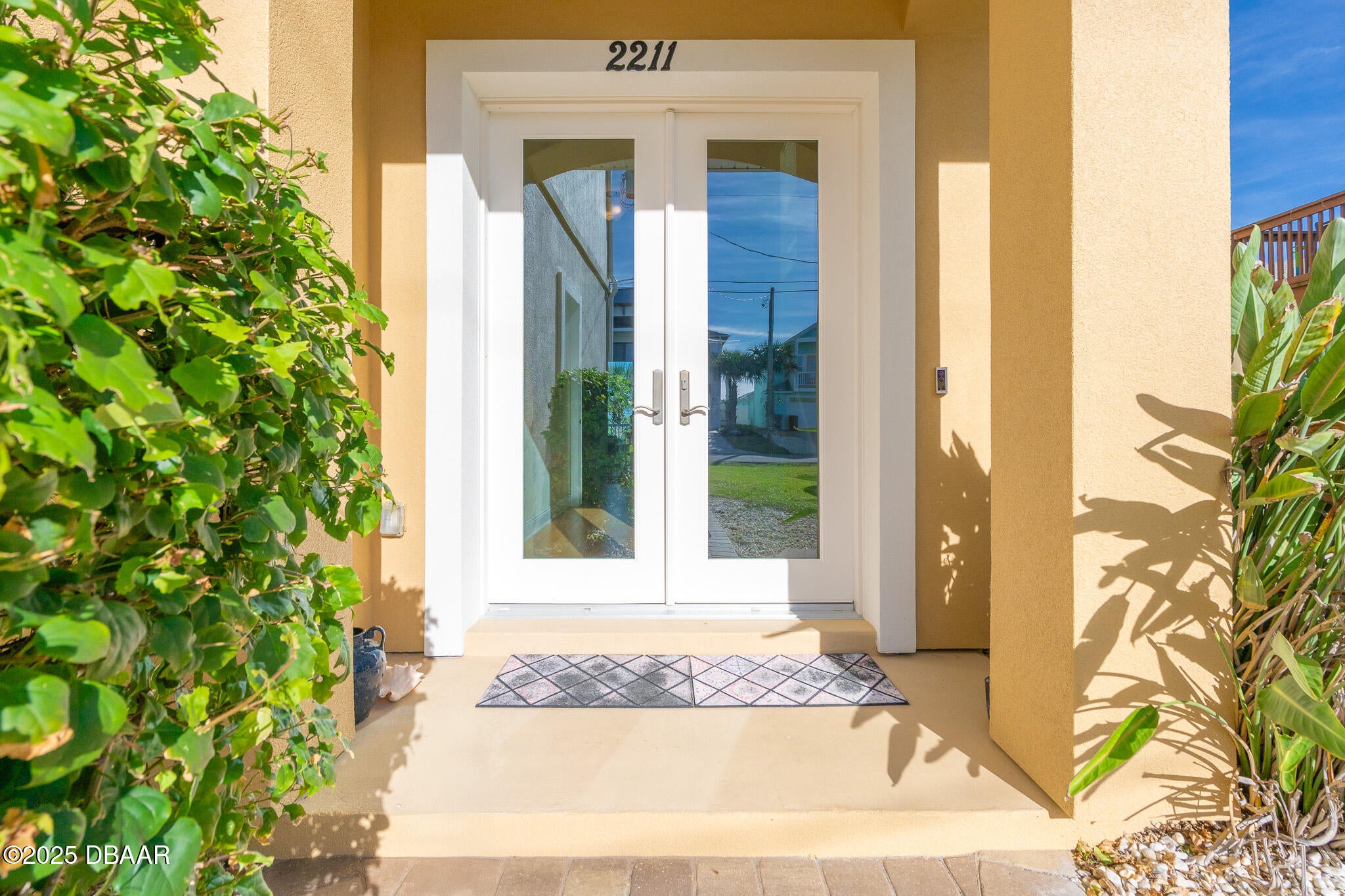 2211 S Central Avenue