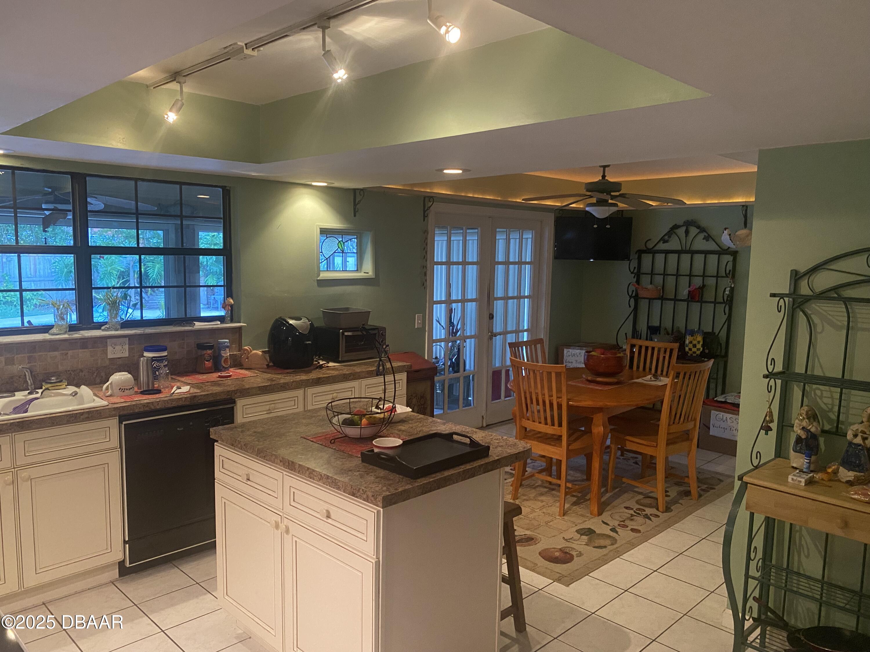 13037 Loblolly Lane N