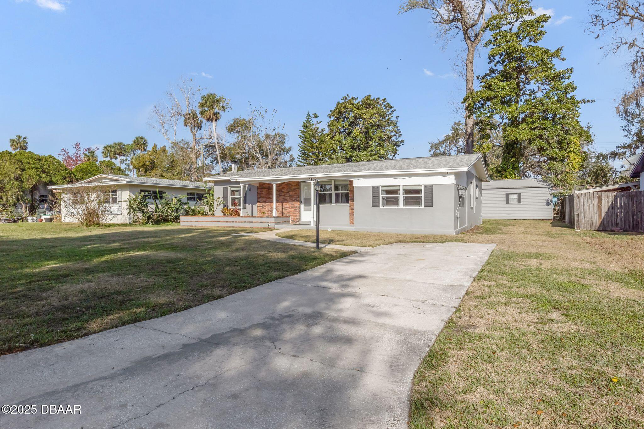 1132 Clearwater Road