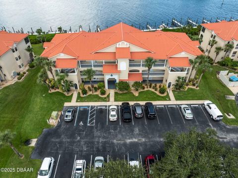 462 Bouchelle Drive 104 New Smyrna Beach FL 32169