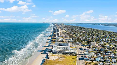 A home in Daytona Beach