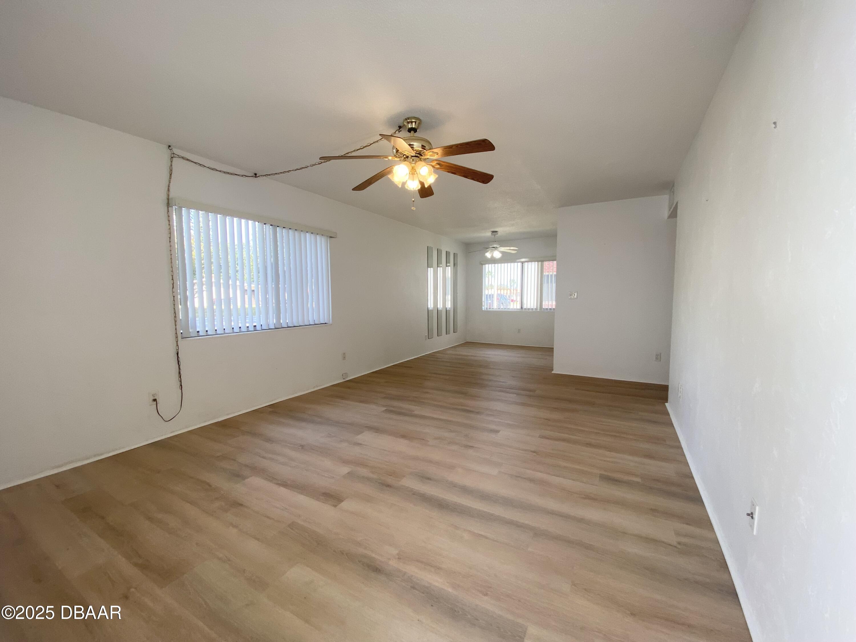 303 Ridge Boulevard 1060