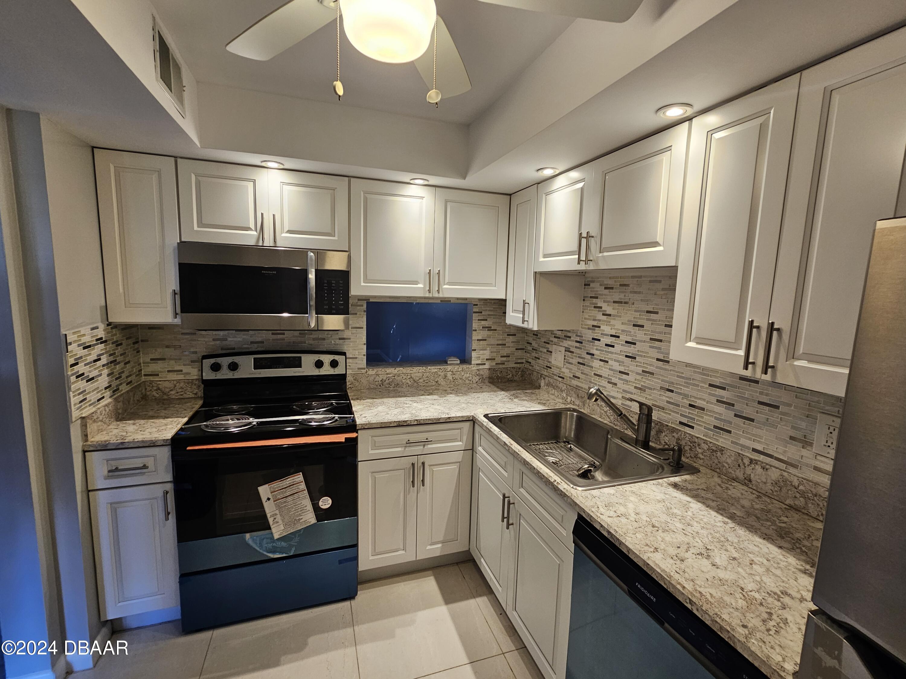 640 N Nova Road 409