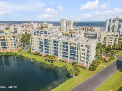 A home in New Smyrna Beach