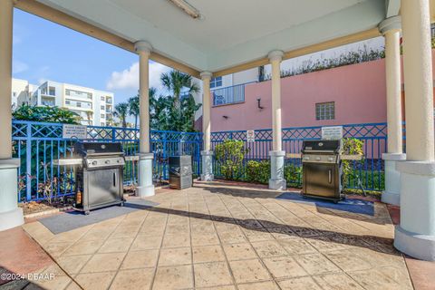 A home in New Smyrna Beach