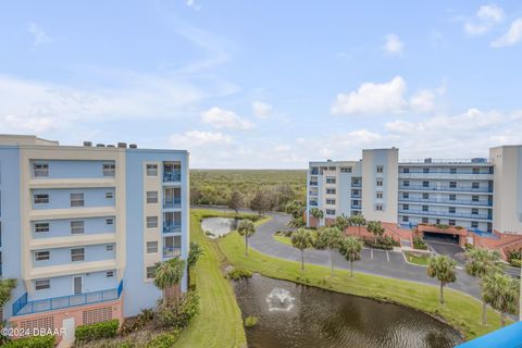 A home in New Smyrna Beach