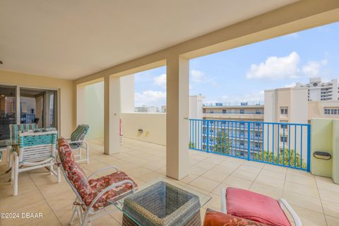 A home in New Smyrna Beach