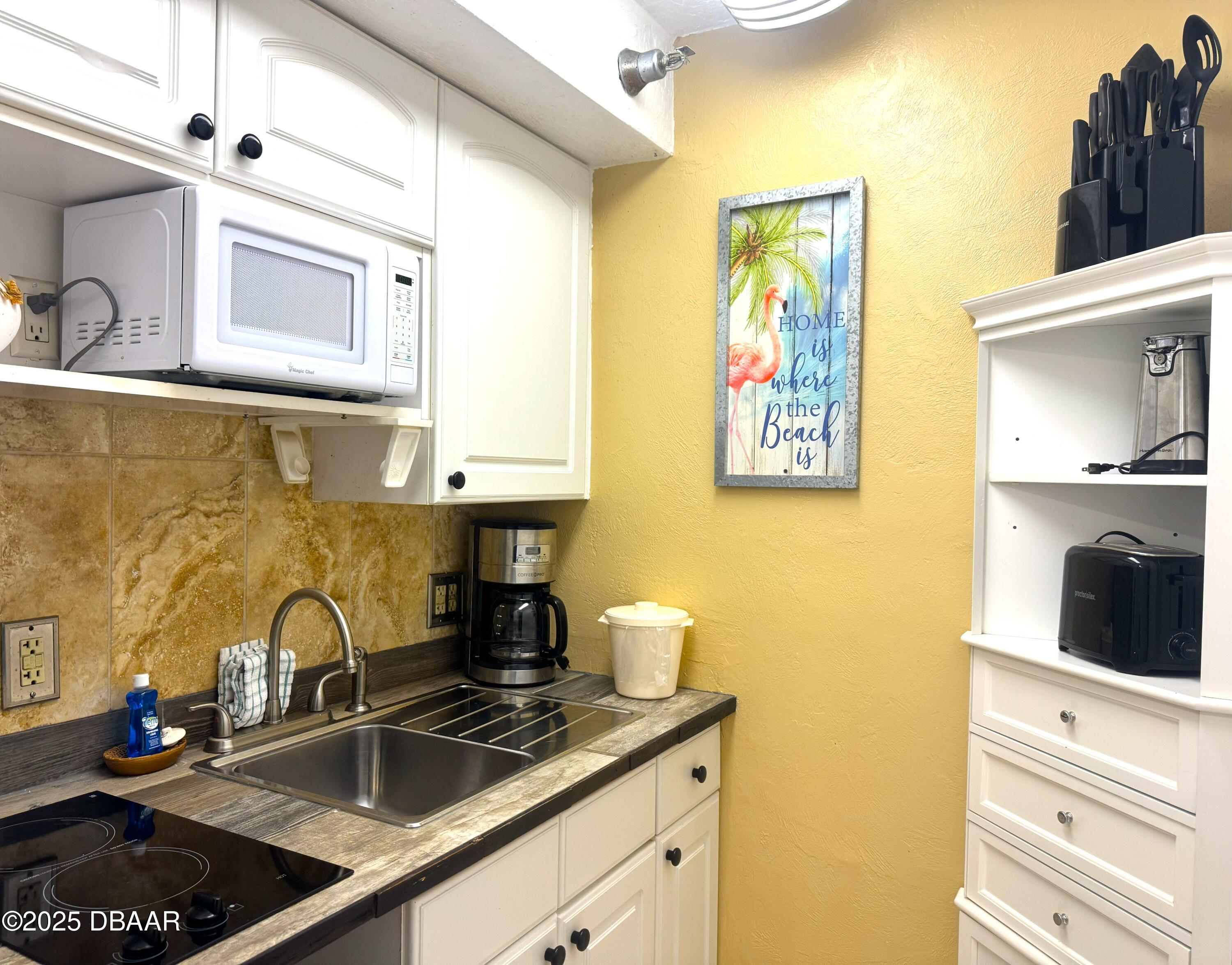 313 S Atlantic Avenue