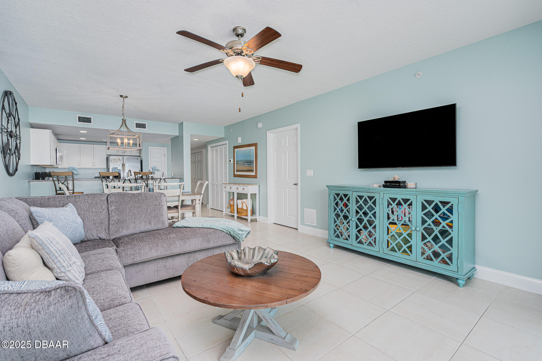 3721 S Atlantic Avenue