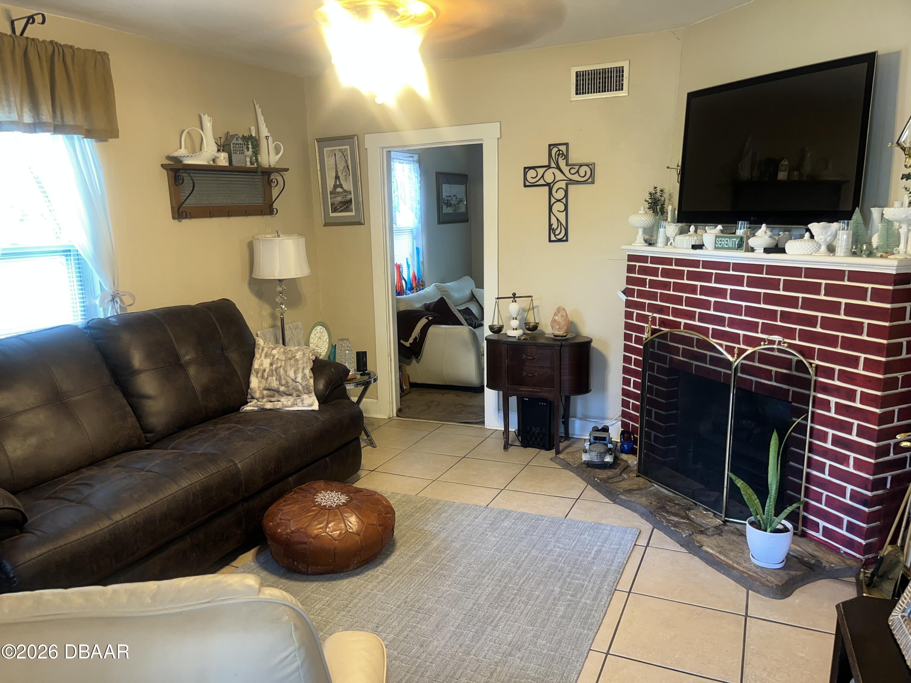 455 Brentwood Drive