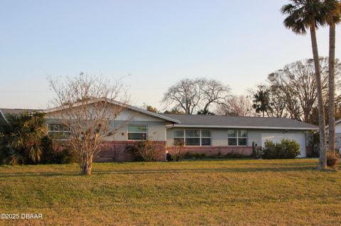 A home in South Daytona