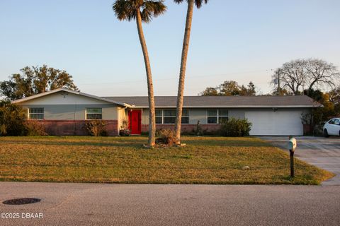 A home in South Daytona