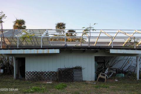 A home in South Daytona