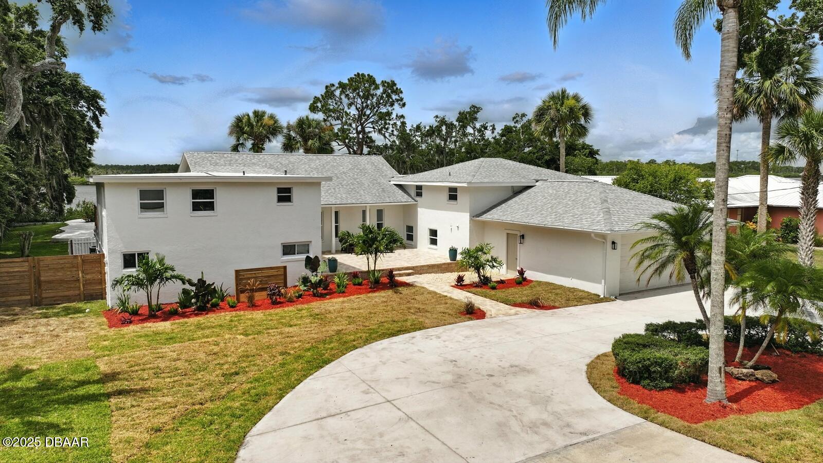 5540 W Bayshore Drive