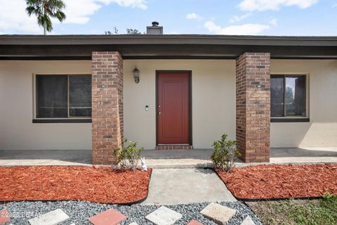 A home in Deltona