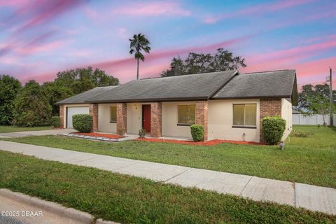 A home in Deltona