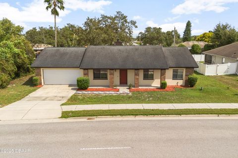 A home in Deltona