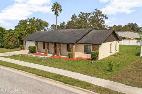 A home in Deltona