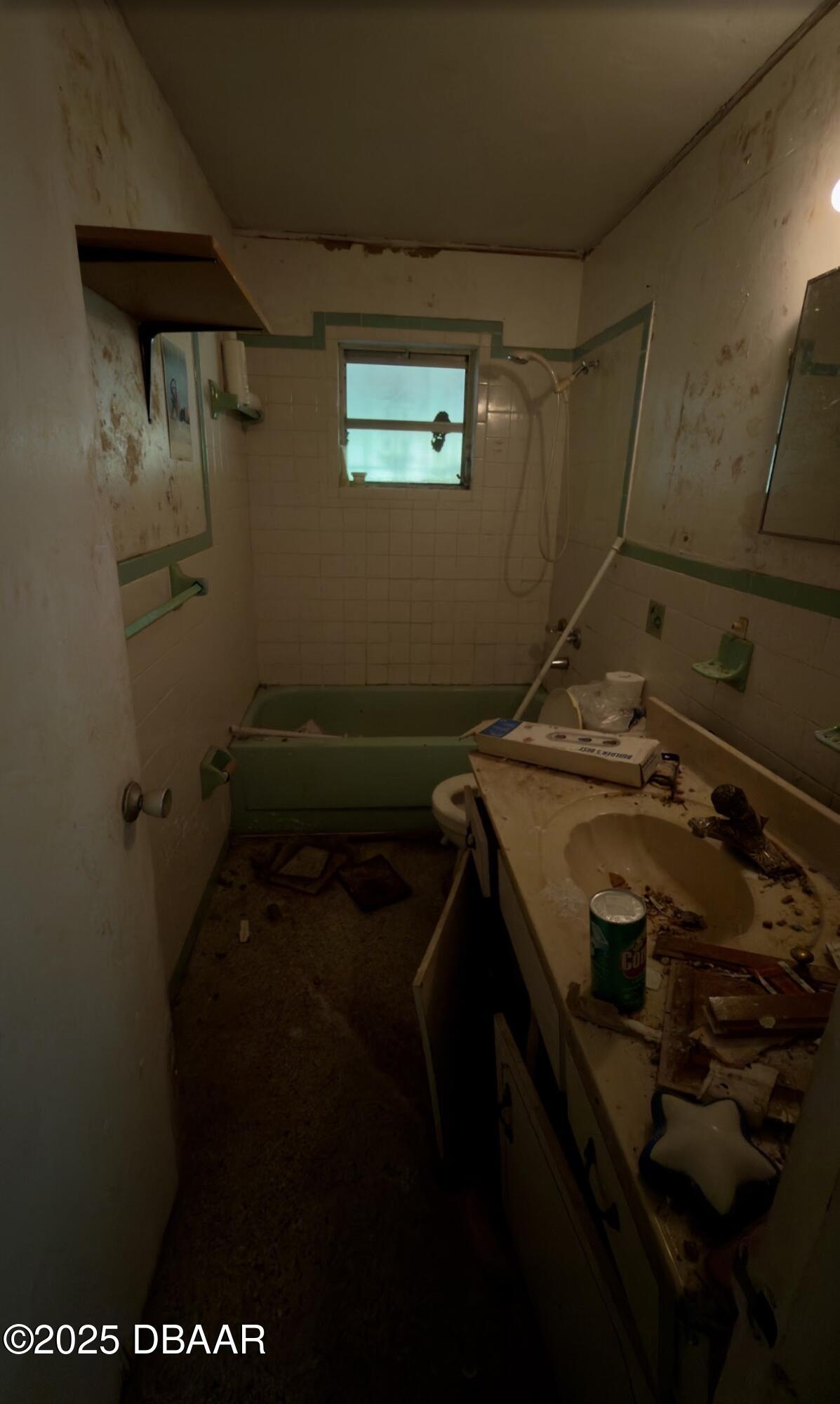 1434 Highridge Avenue