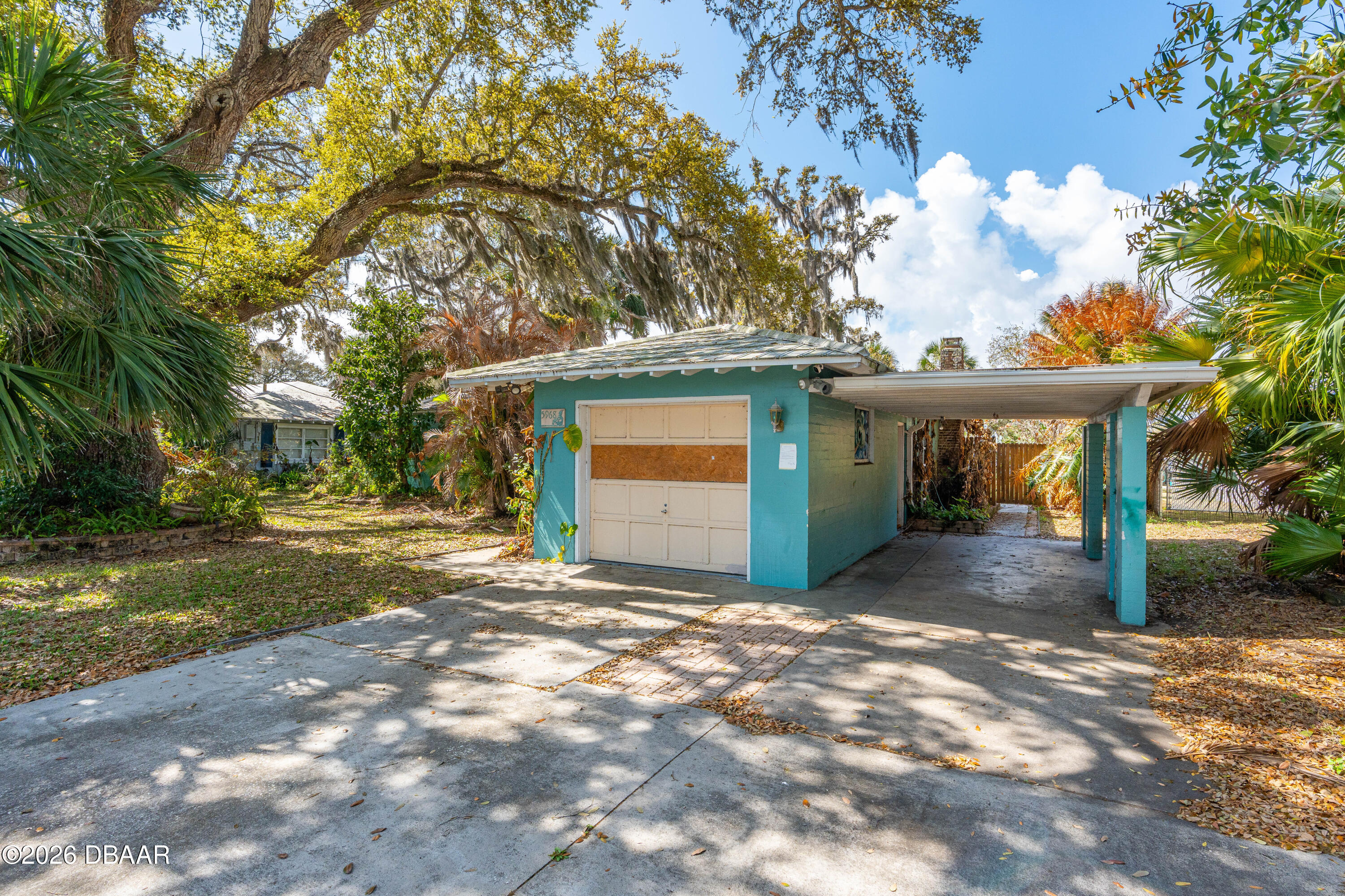 5968 Riverside Drive