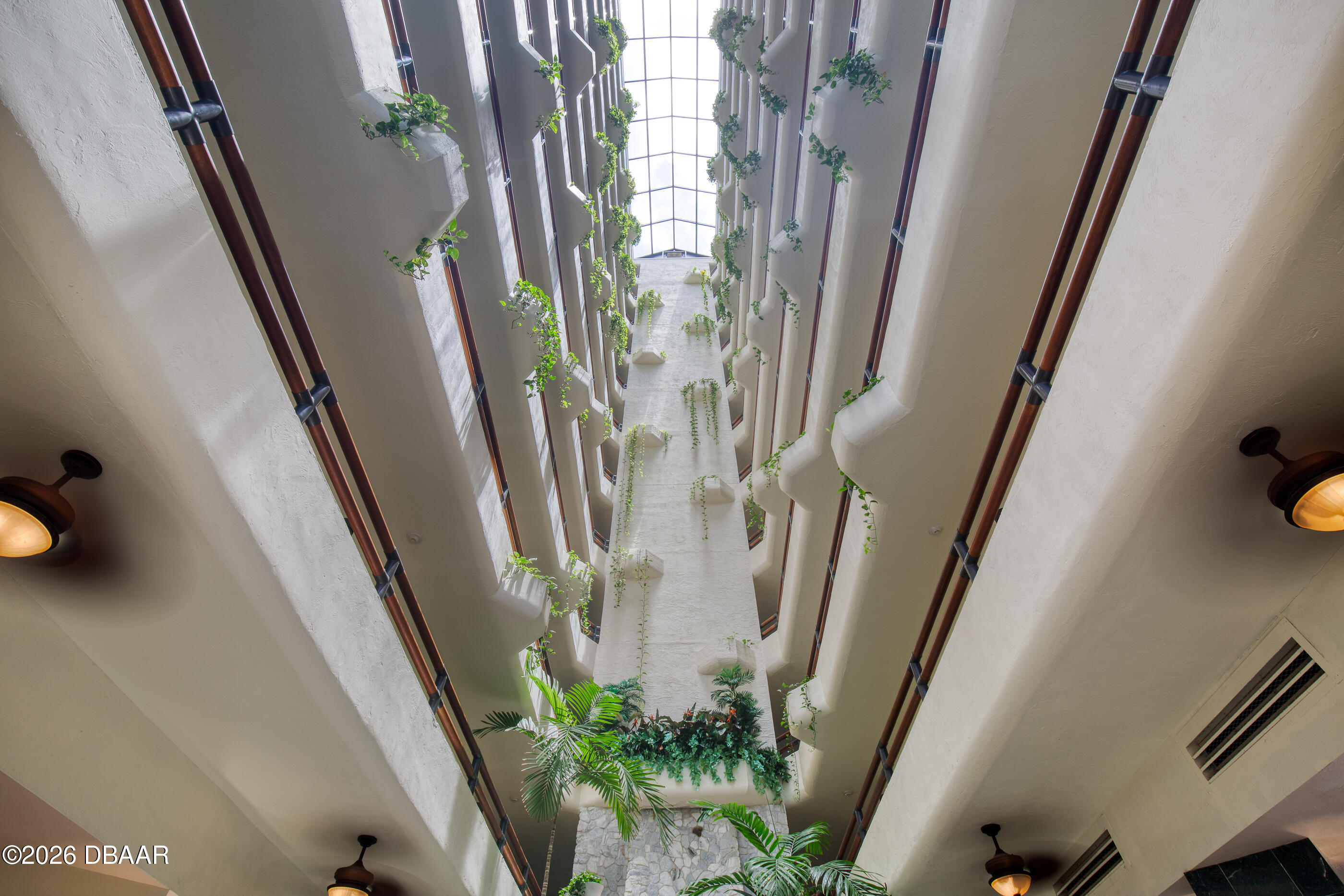 3013 S Atlantic Avenue