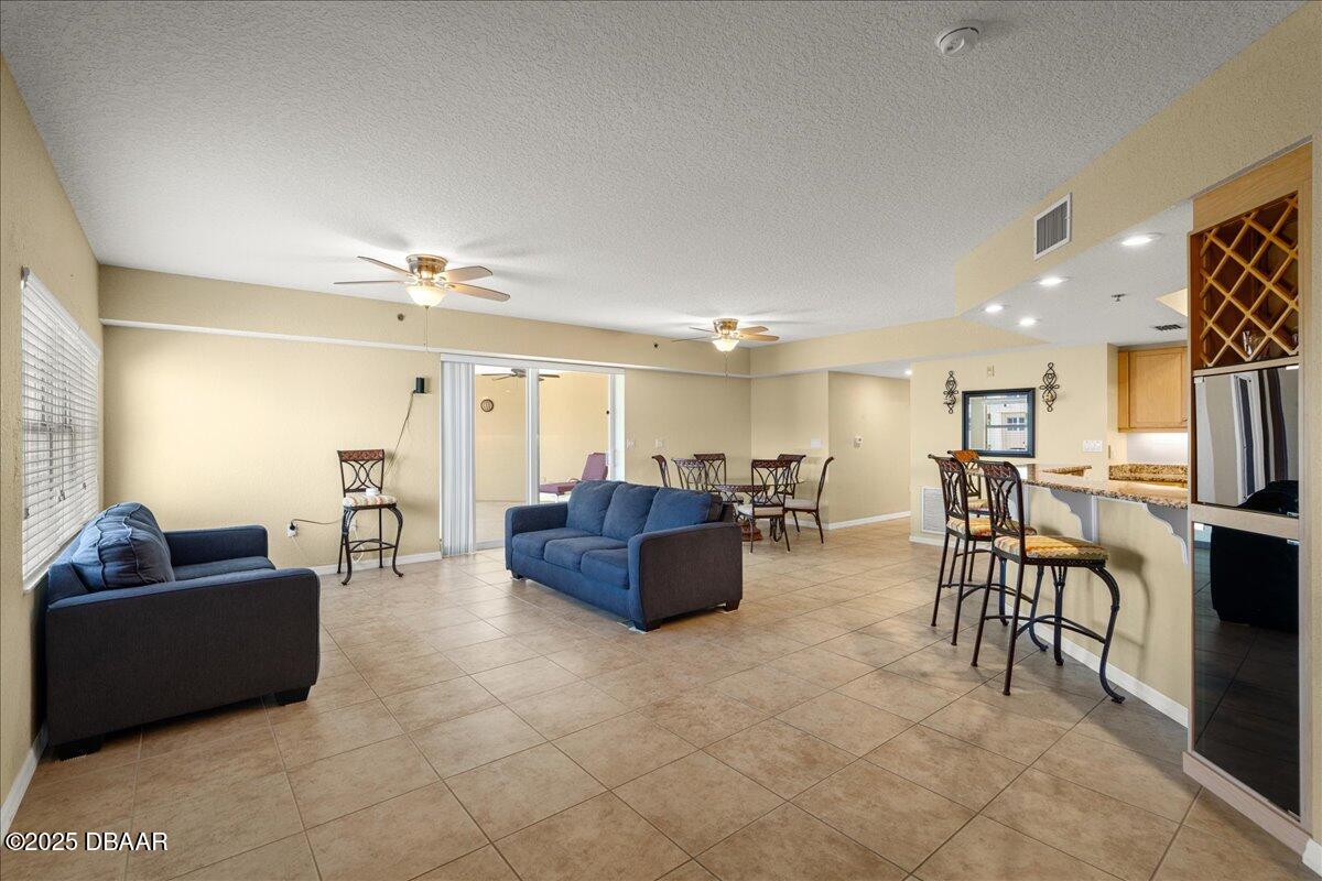 5300 S Atlantic Avenue 15-601