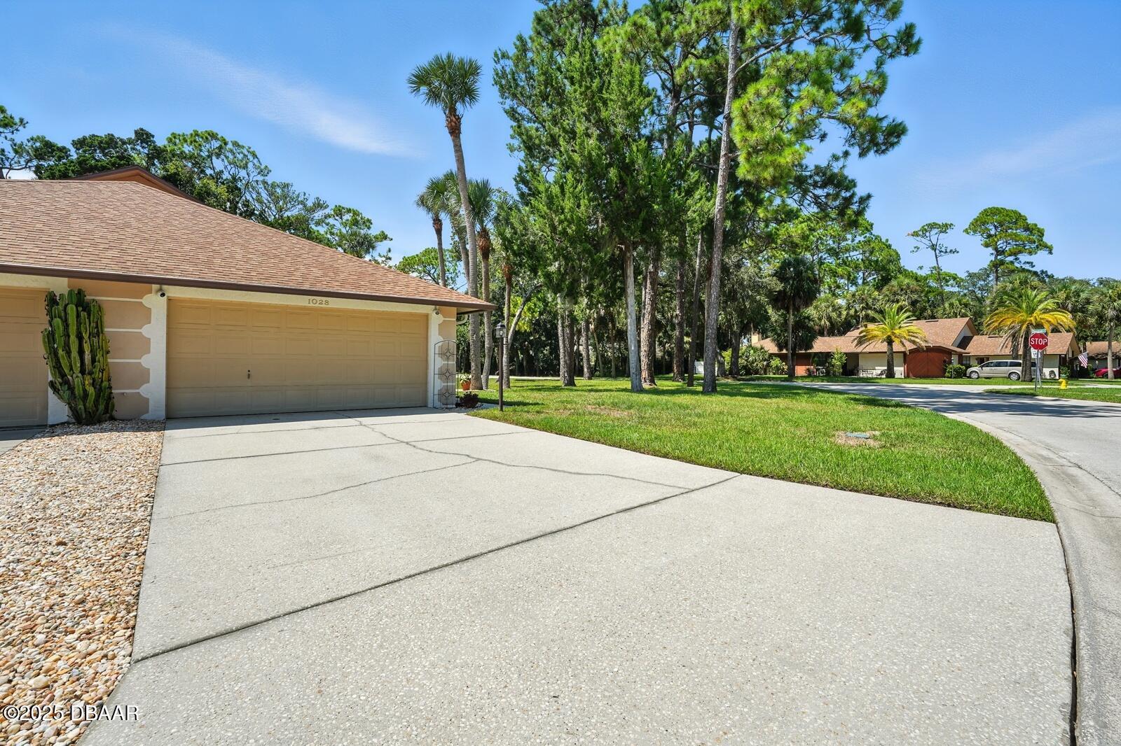 1028 Stonybrook Circle