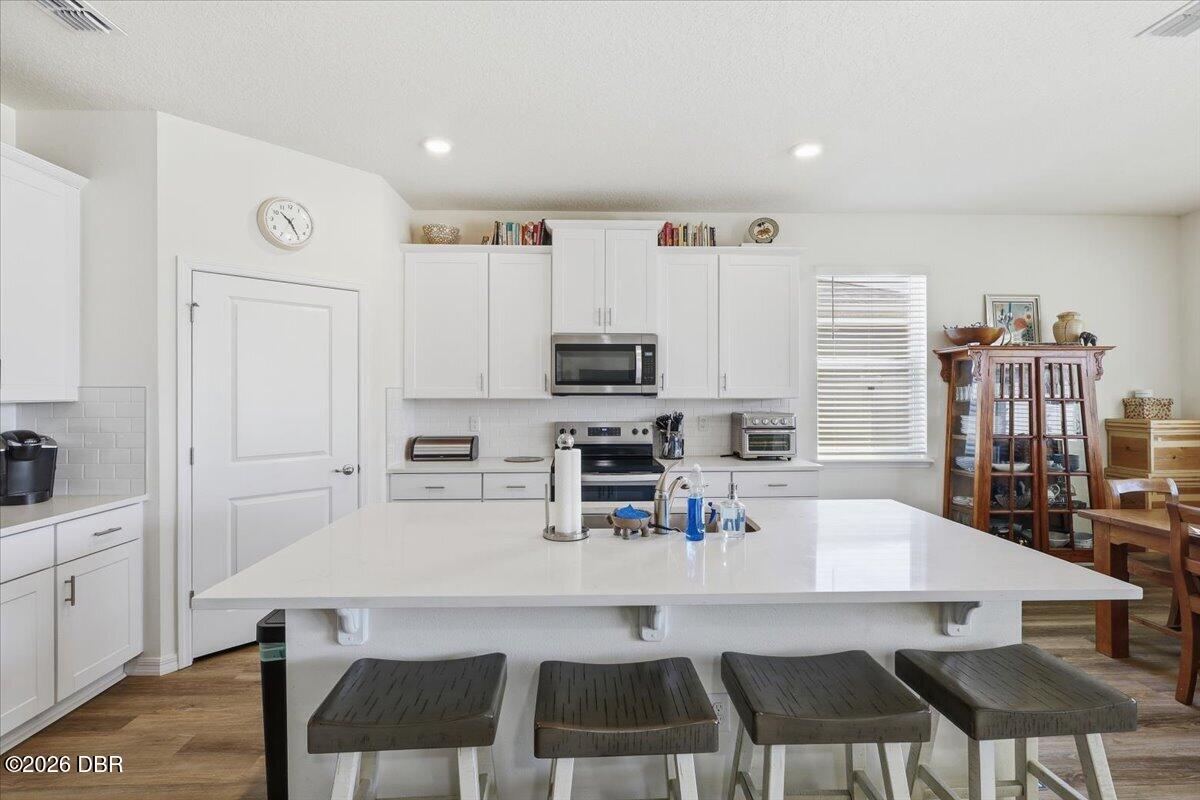 338 E Merimont Lane