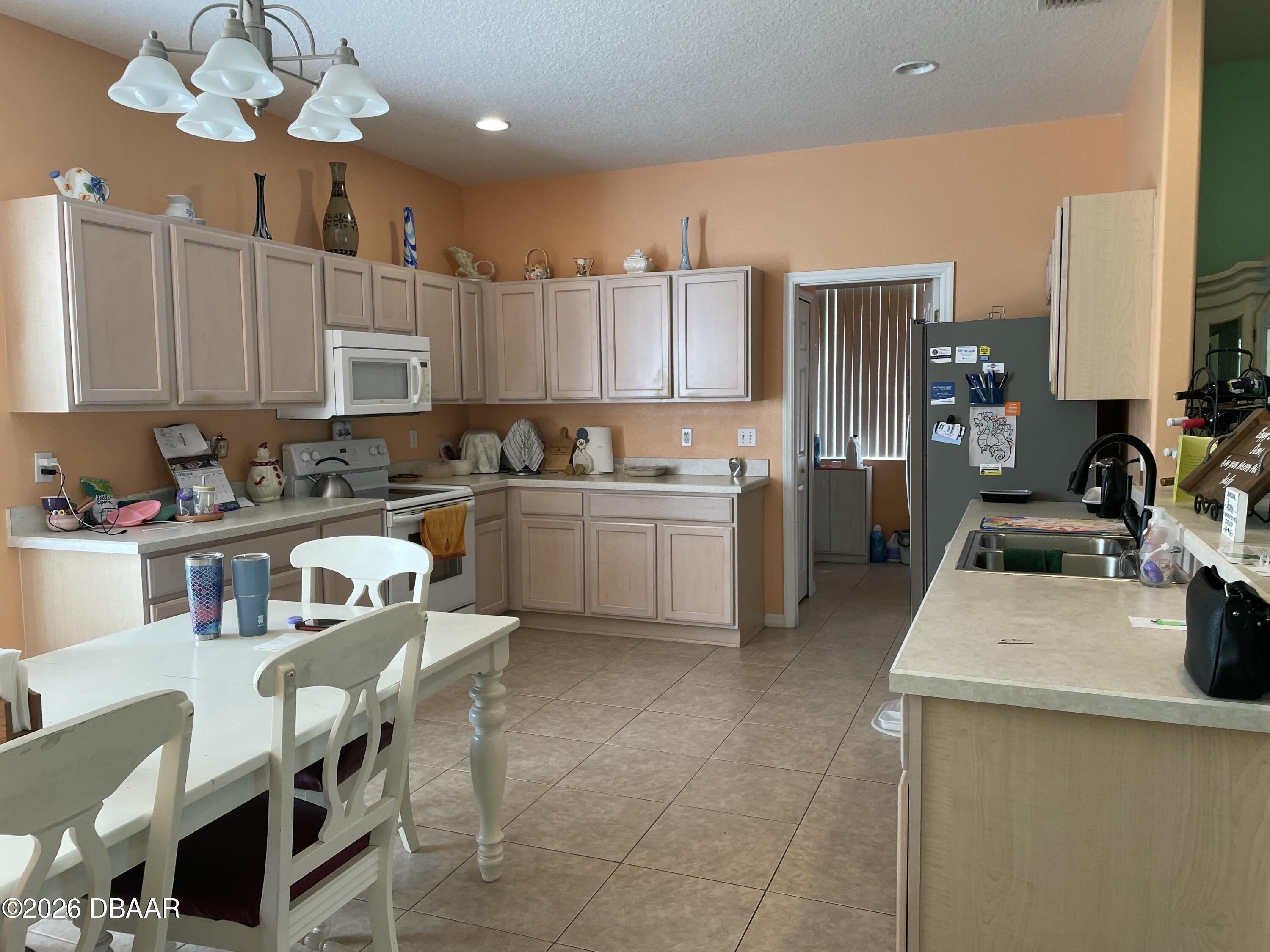 1856 Chantel Court