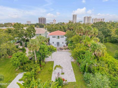 519 N Halifax Avenue Daytona Beach FL 32118