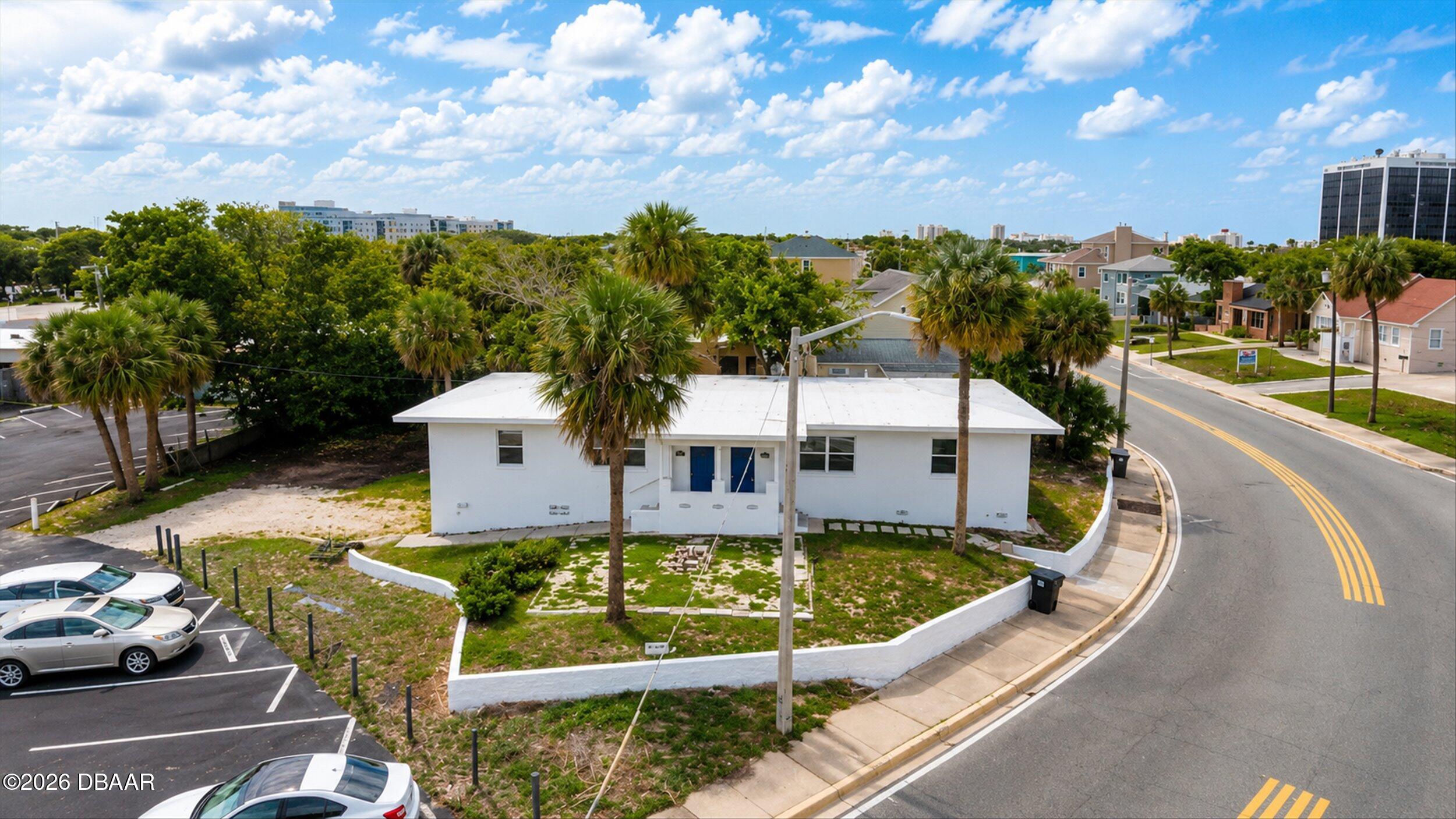 419 N Peninsula Drive